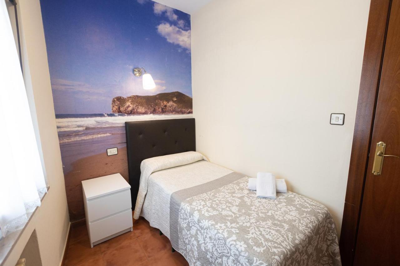 Hotel Eladia Onís Zewnętrze zdjęcie