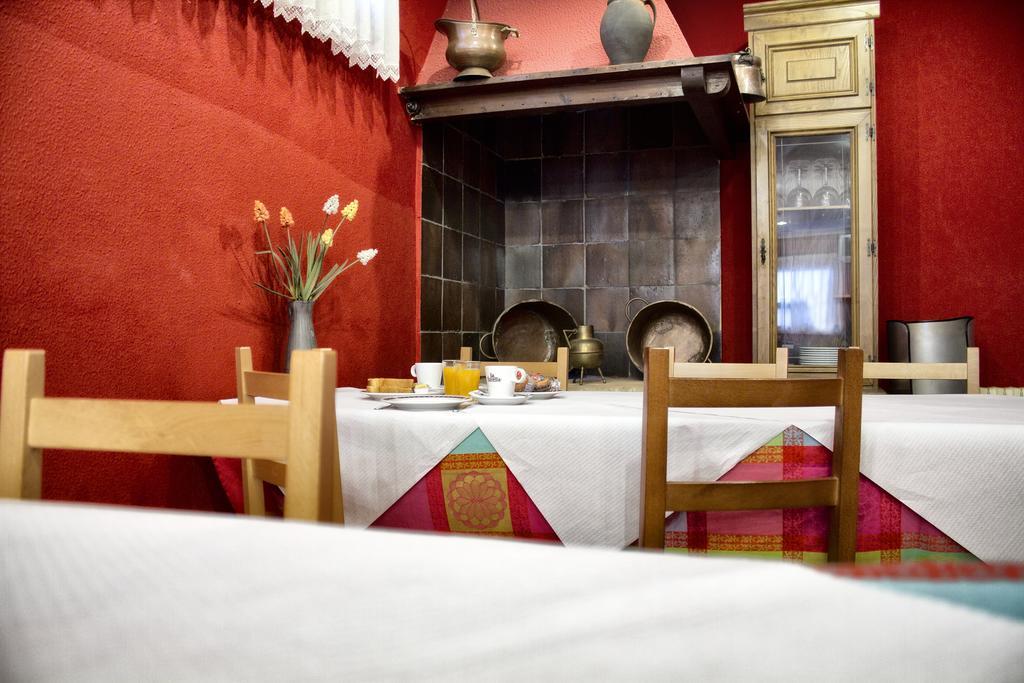 Hotel Eladia Onís Zewnętrze zdjęcie